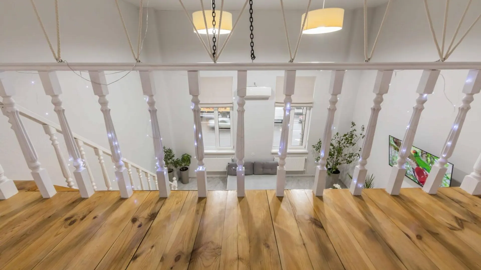 Двухуровневая Квартира Kiew Apartment