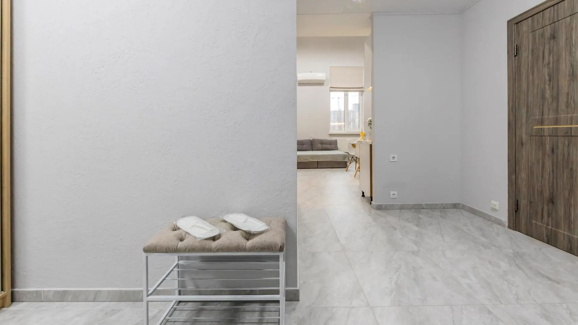Двухуровневая Квартира Kiew Apartment